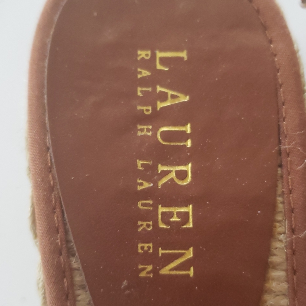 Shoes - Picture 4 of 5